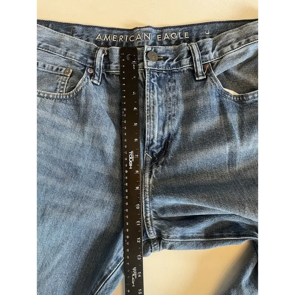 Men's AE American Eagle Blue Jeans Relaxed Straight Size 36x34 Faded Mid Rise